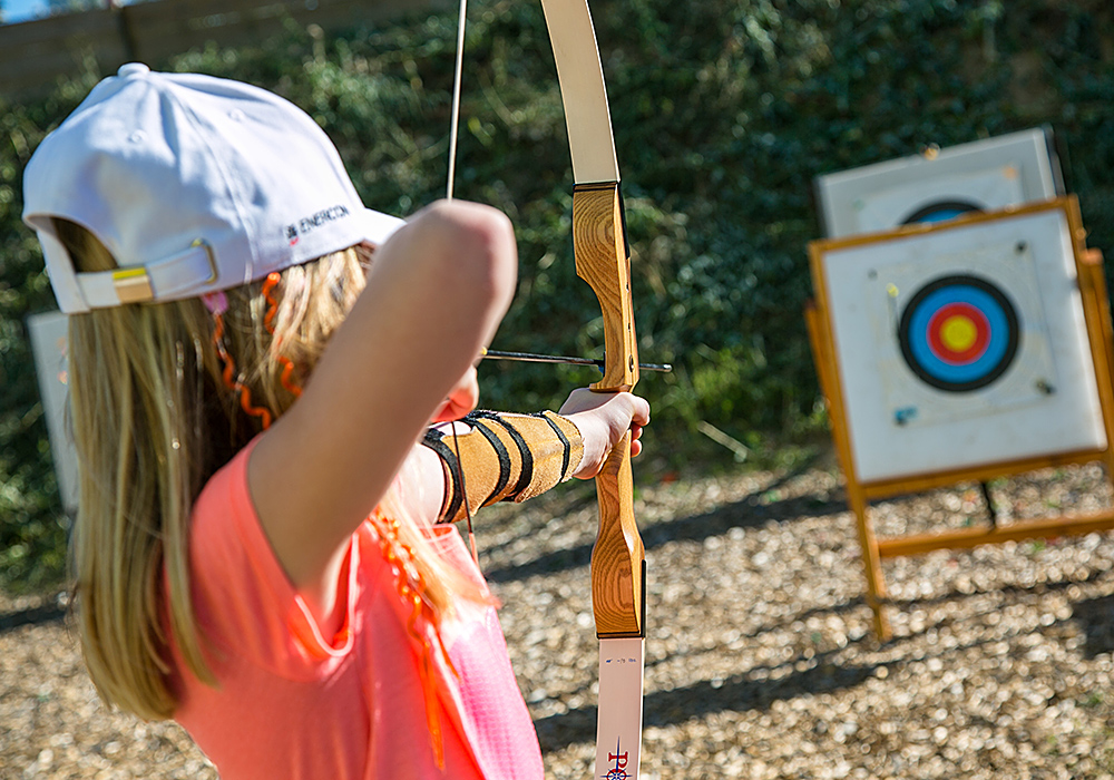 Bogenschießen Bogenschießen wie Robin Hood - Bei ihm sieht es ganz einfach aus. Du kannst das auch!