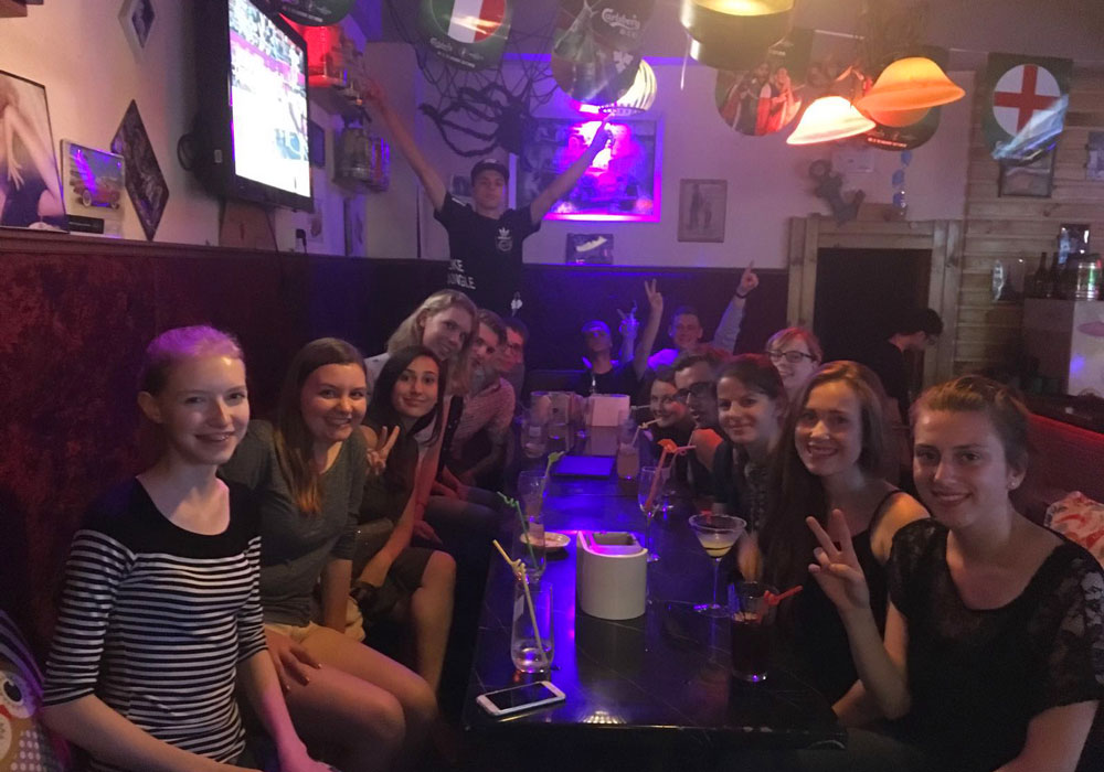 Rundreise China - Nightlife Wir feiern im Barviertel Pekings.