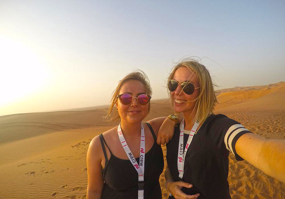 Western Passage - Dubai Selfie in der Wüste Dubais
