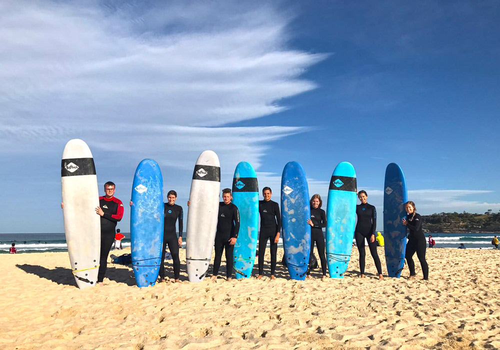 Western Passage - Sydney Surfen in den Wellen am Bondi Beach Sydney