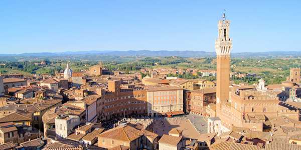 Siena Ausflug altertümliche Stadt Siena in der Toskana