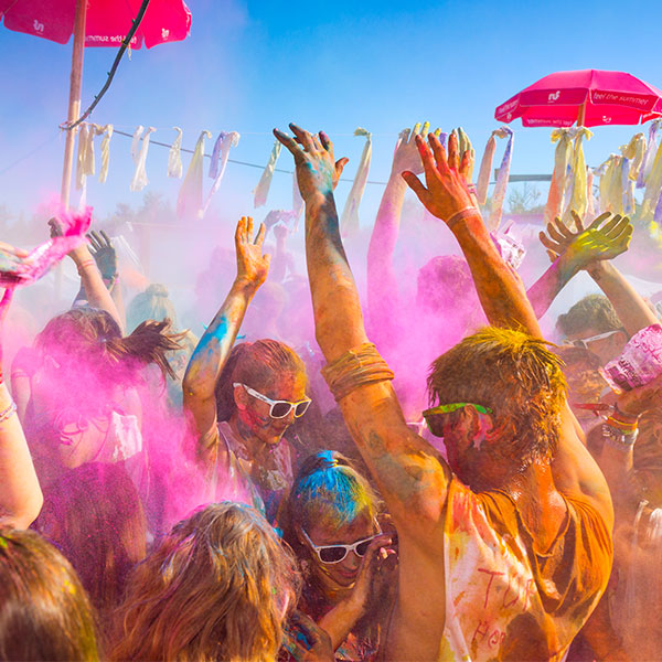 Jugendreise mit Holi Festival