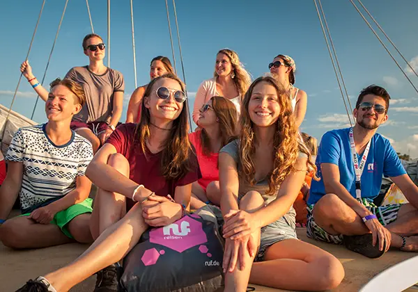 catamaran people