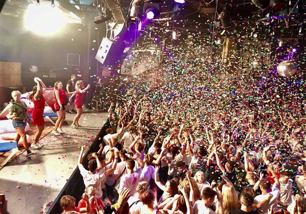 Barcelona - Spanien-HIP Auf unserer legendären Spanien-HIP erlebst du eine unvergessliche Partynacht!