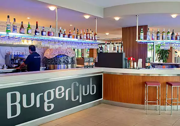 bar