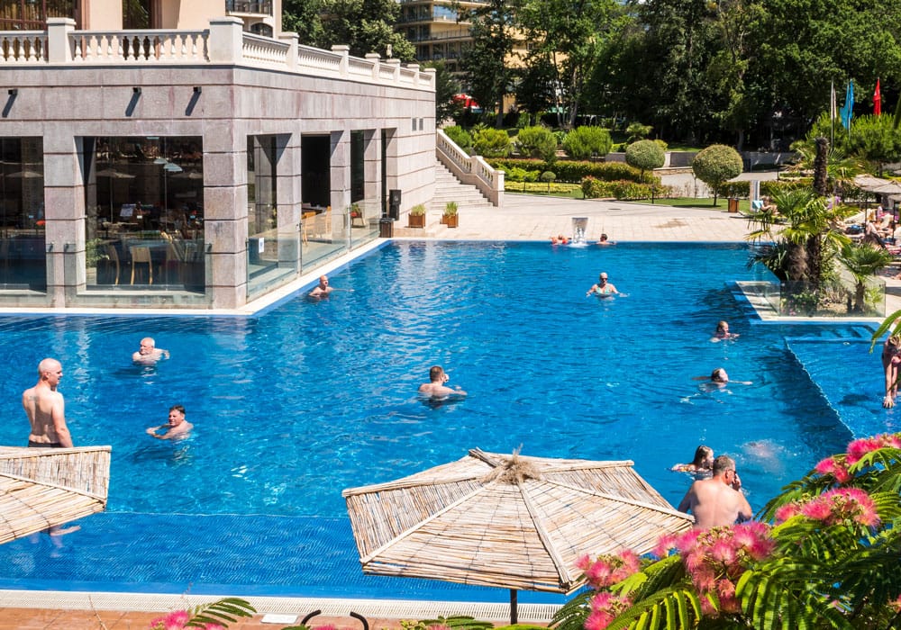 Goldstrand - Hotel Dolce Vita Die Aussenpool-Anlage.