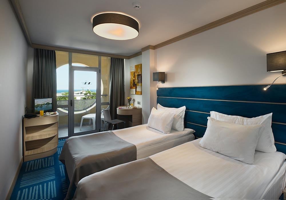 Goldstrand - Zimmer im Hotel Viva Dein Zimmer im renovierten Hotel Viva.
