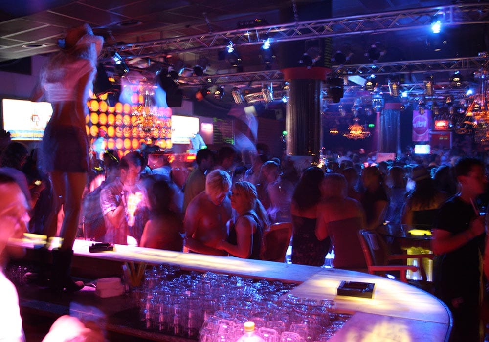 Goldstrand - PR Club Der PR Club überzeugt mit bester Musik und jeder Menge guter Stimmung.