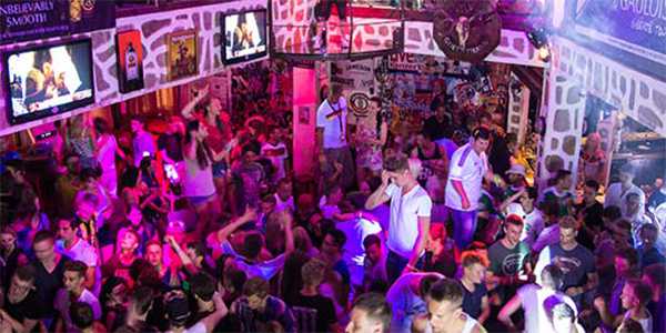 Diskothek Partystadl Super Stimmung am Goldstrand