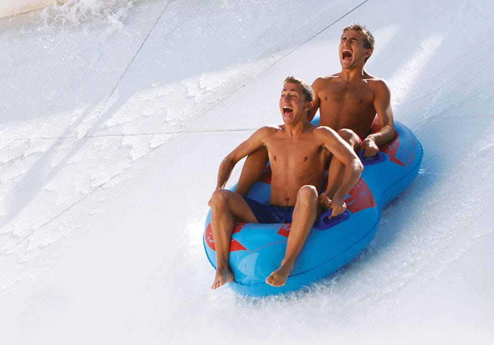Rimini - Ausflug Wasserpark Haarstäubende Super-Rutschen im Wasserpark Aquafun!