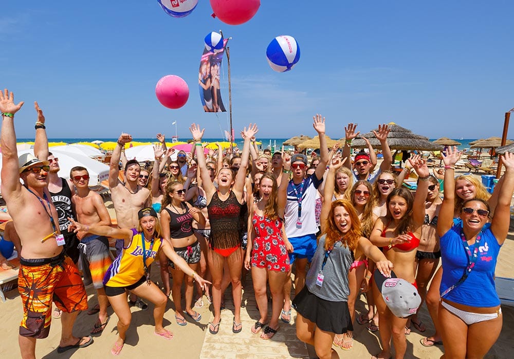 Rimini - Beachaction Weil chillen allein nicht genügt… Beachaction!