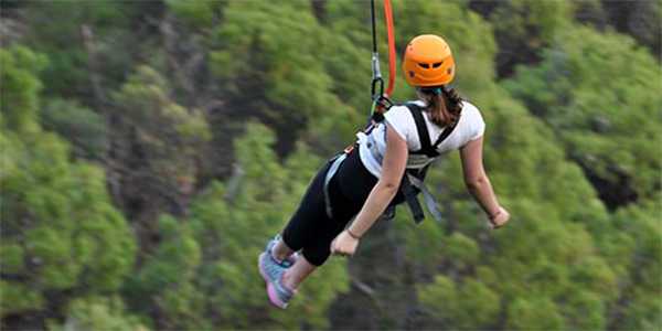 Zipline Ausflug Adrenalinkick in Makarska