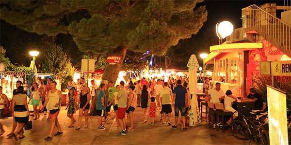 Beachbars Aufwärmen in den Beachbars
