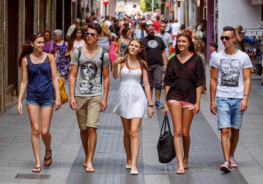 Lloret - shoppen In Lloret kannst du auch super gut shoppen.