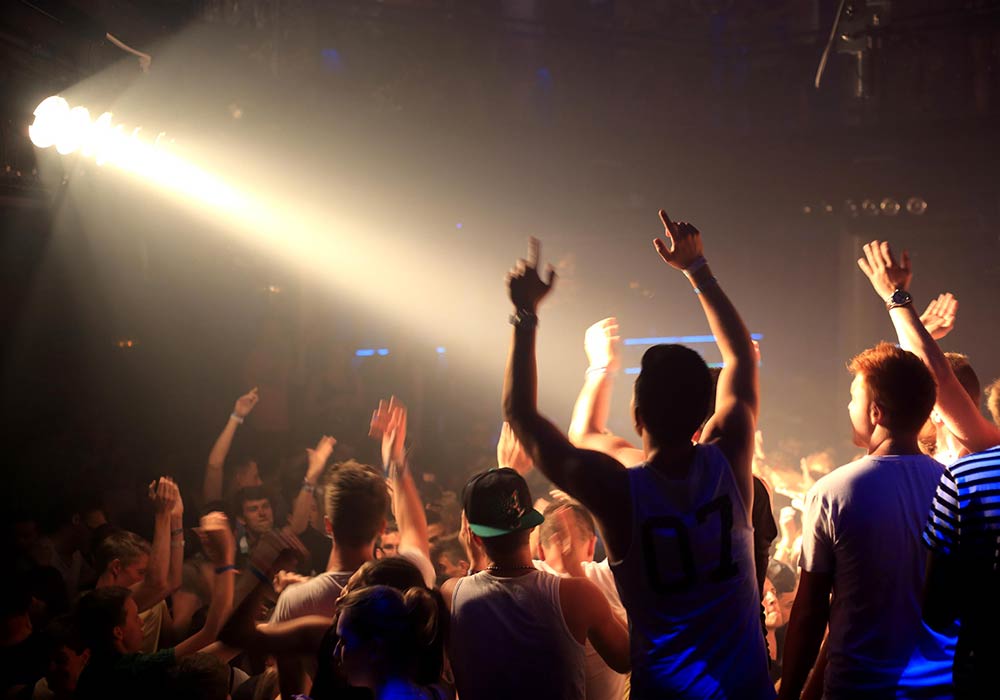 Lloret de Mar - Party all day & all night! Jeden Abend feiern wir in einer anderen Location!