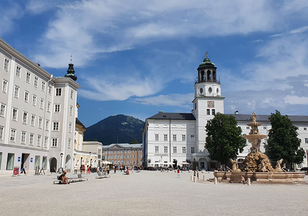 Salzburg Der Ausflug nach Salzburg ist im Herbst inklusive.