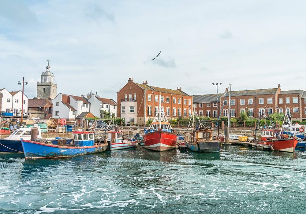 Portsmouth Chill mit Freunden am Hafen von Portsmouth.